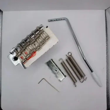 Bridge-Stratocaster-MVB-Semi-Updown-Chrome-1.1