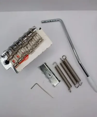 Bridge-Stratocaster-MVB-Semi-Updown-Chrome-1.1