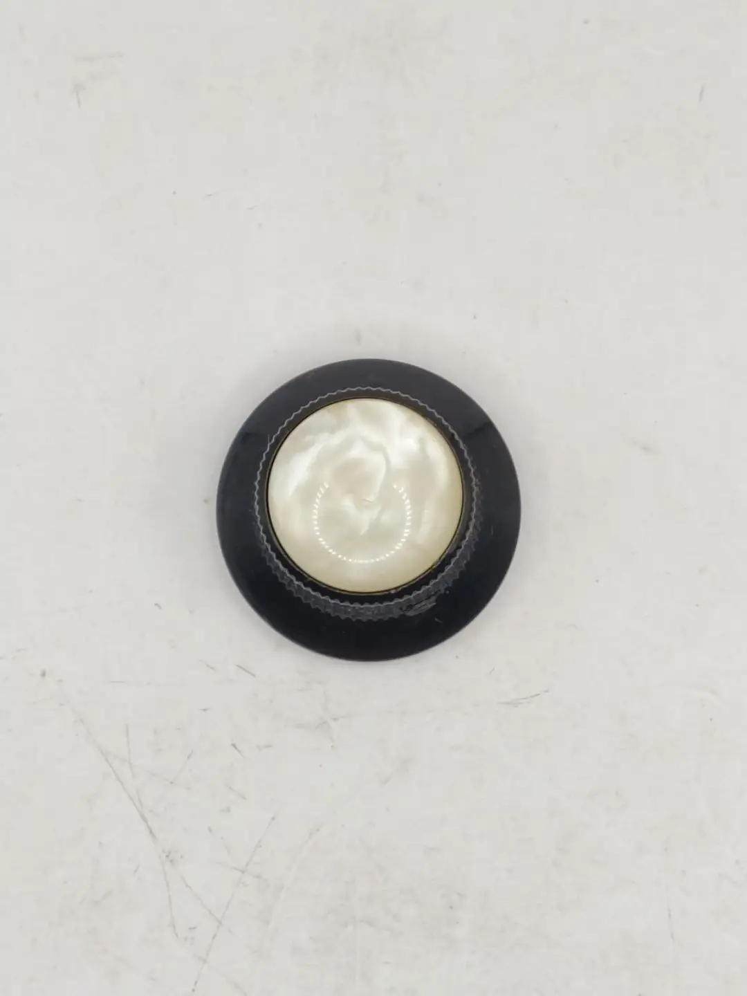 Knob Gitar Bell Metal Black Pearloid White - Image 5