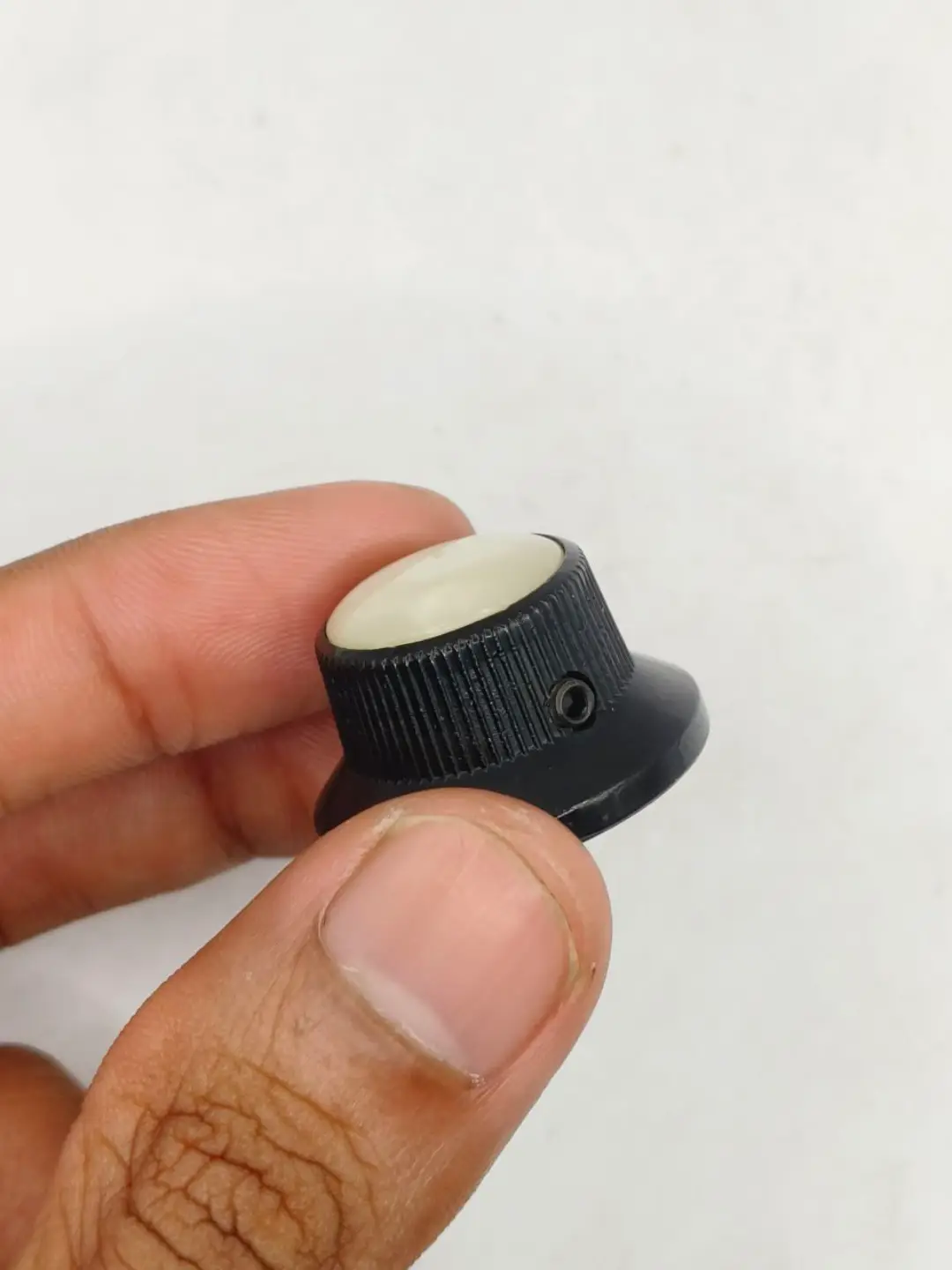 Knob Gitar Bell Metal Black Pearloid White - Image 2