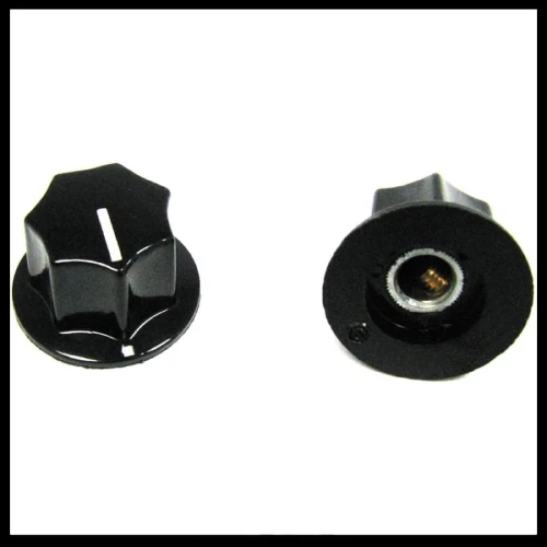 Knob-Jazz-Bass-Little-Black-1.1