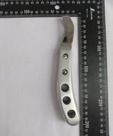 Pisau Knife Pemotong Kuku Kuda Horse Hoof Sirius Times Loop Aluminium