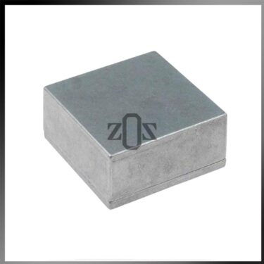 Zeb Store |